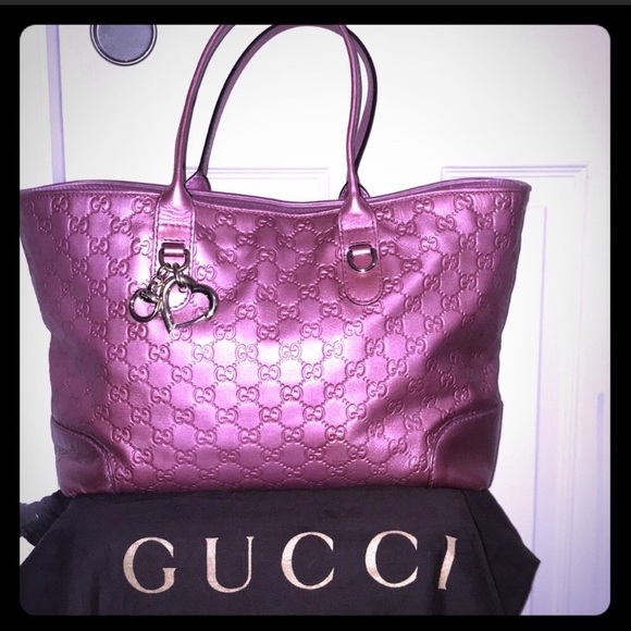 Gucci Handbags - Gucci Guccissima Pink Tote